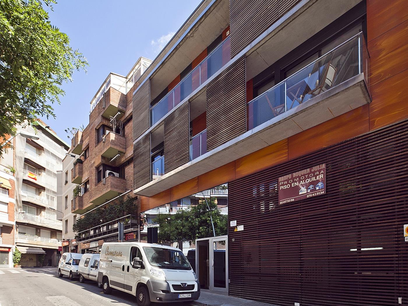 My Space Barcelona Cozy Apartment in City Center with balcony in Barcelona for 6 - My Space Barcelona Apartments